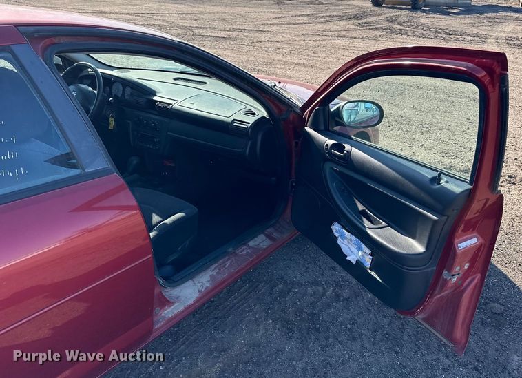 image for item NJ9501 2006 Dodge Stratus SXT 