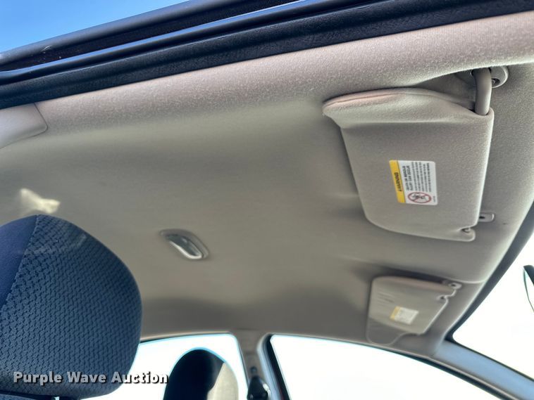 image for item NJ9501 2006 Dodge Stratus SXT 