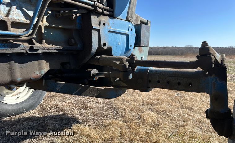 image for item NJ9503 1990 Ford 6610 tractor