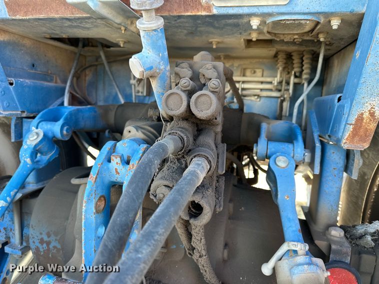 image for item NJ9503 1990 Ford 6610 tractor