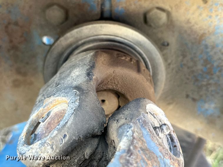 image for item NJ9503 1990 Ford 6610 tractor