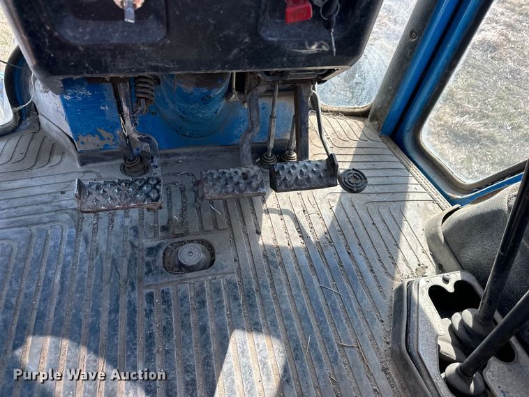 image for item NJ9503 1990 Ford 6610 tractor