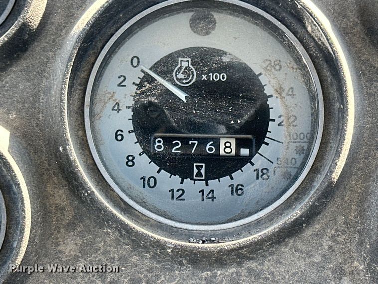 image for item NJ9503 1990 Ford 6610 tractor