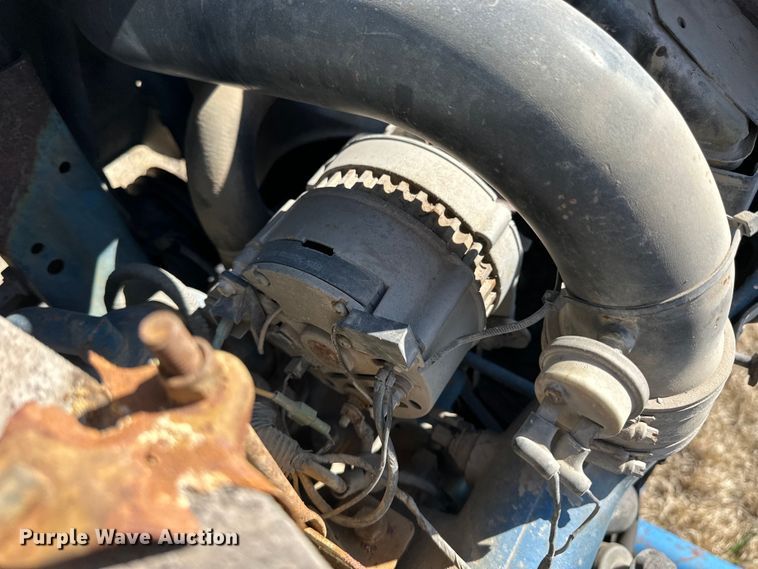 image for item NJ9503 1990 Ford 6610 tractor