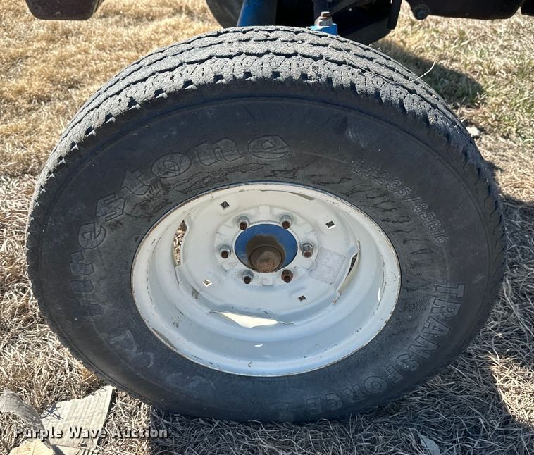 image for item NJ9503 1990 Ford 6610 tractor