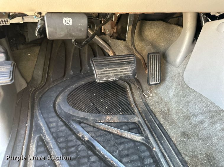 image for item NL9369 2005 GMC  Yukon SUV