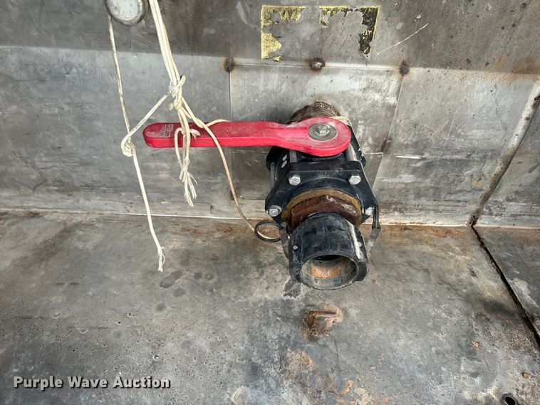 image for item NS9524 1967 Ford F600 water truck