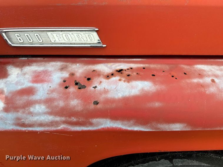 image for item NS9524 1967 Ford F600 water truck