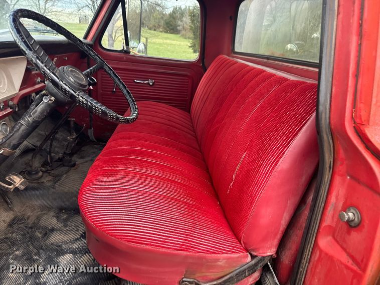 image for item NS9524 1967 Ford F600 water truck