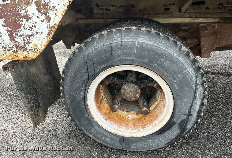 image for item NS9524 1967 Ford F600 water truck