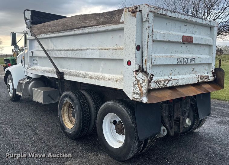 image for item NS9525 1998 Peterbilt 330 dump truck