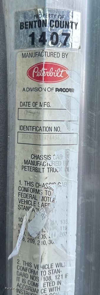 image for item NS9525 1998 Peterbilt 330 dump truck