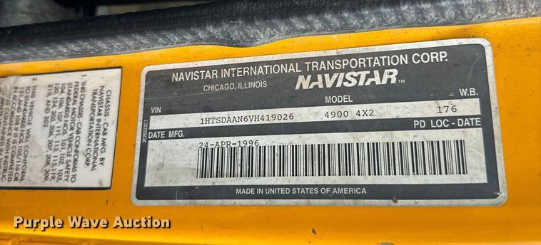 image for item NS9526 1997 International  4900 dump truck