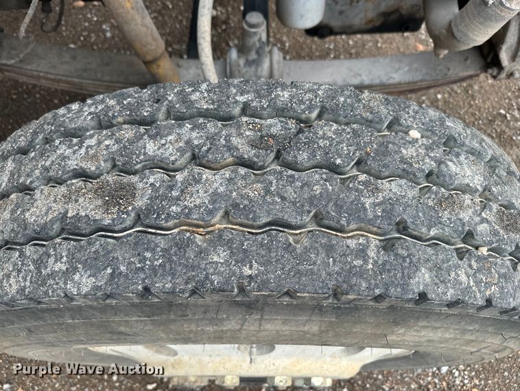 image for item NS9528 1990 Freightliner FLD dump truck