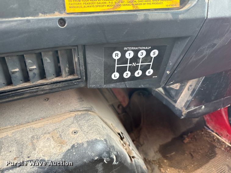 image for item NS9529 2000 International  4900 dump truck