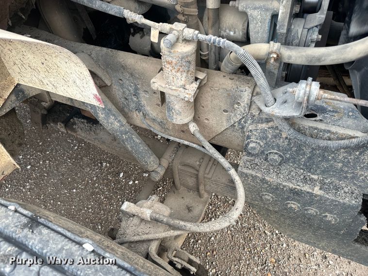 image for item NS9529 2000 International  4900 dump truck