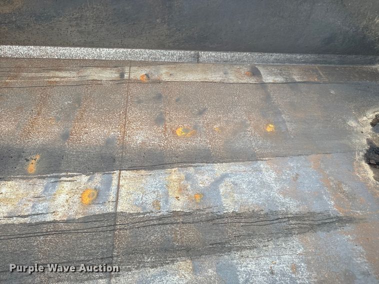 image for item NS9530 1986 International Harvester T-9370 dump truck