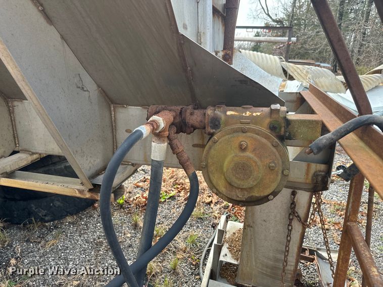 image for item NS9531 Fink 8609-SS salt spreader