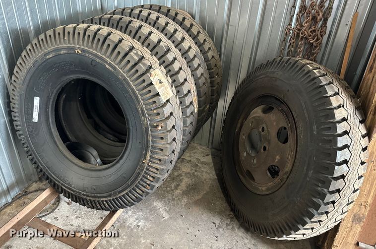 image for item NS9534 (5) 10.00-20 tires