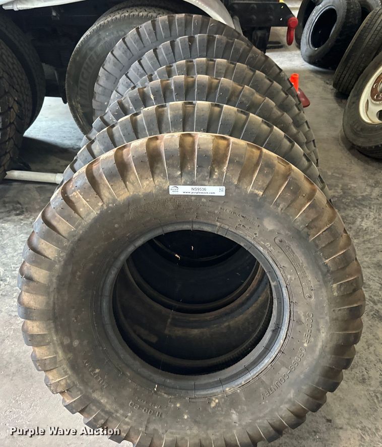 image for item NS9536 (6) 11.00-20 tires