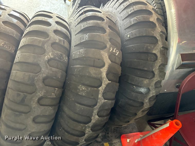 image for item NS9536 (6) 11.00-20 tires