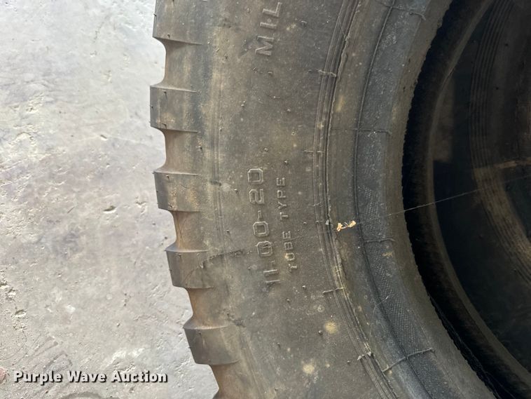 image for item NS9536 (6) 11.00-20 tires