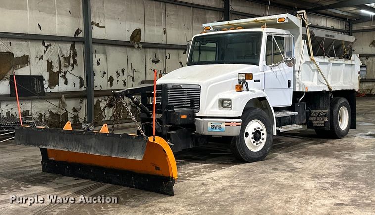 image for item NT9009 2002 Freightliner  FL70 dump truck