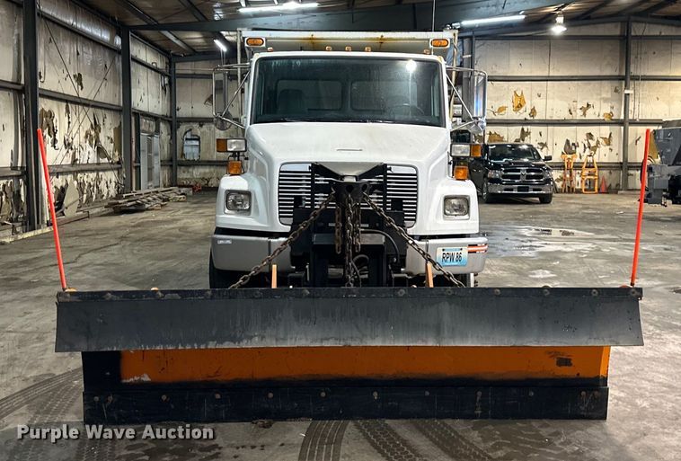 image for item NT9009 2002 Freightliner  FL70 dump truck