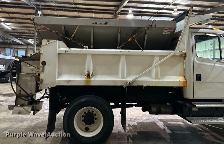 image for item NT9009 2002 Freightliner  FL70 dump truck