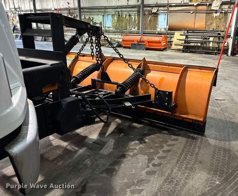 image for item NT9009 2002 Freightliner  FL70 dump truck