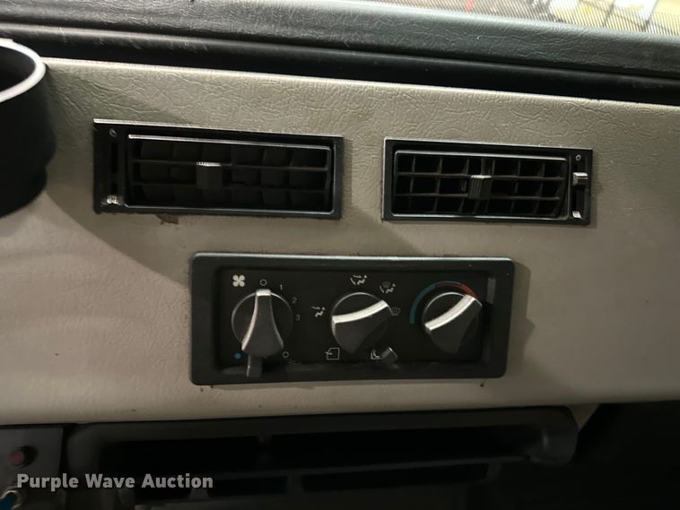 image for item NT9009 2002 Freightliner  FL70 dump truck