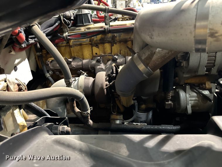 image for item NT9009 2002 Freightliner  FL70 dump truck