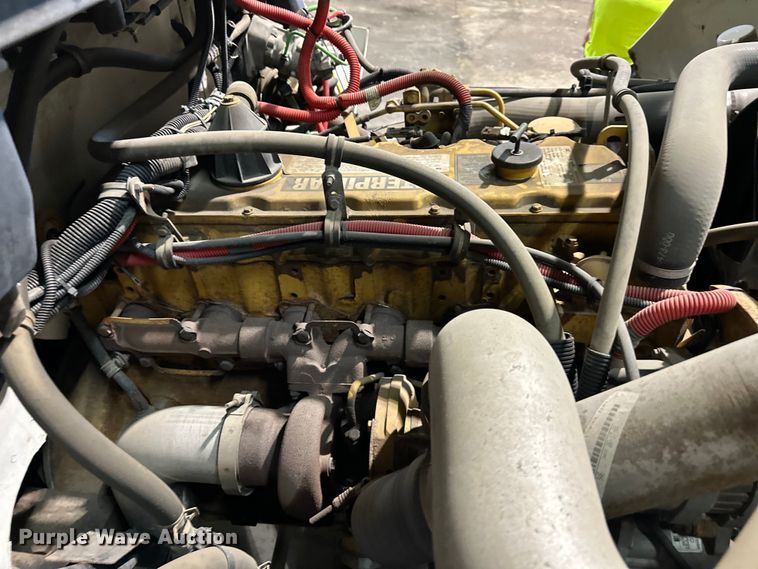 image for item NT9009 2002 Freightliner  FL70 dump truck