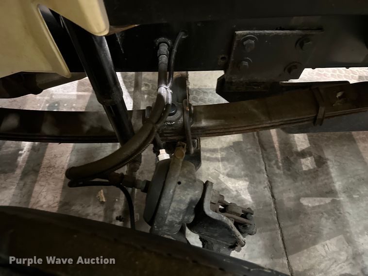 image for item NT9009 2002 Freightliner  FL70 dump truck