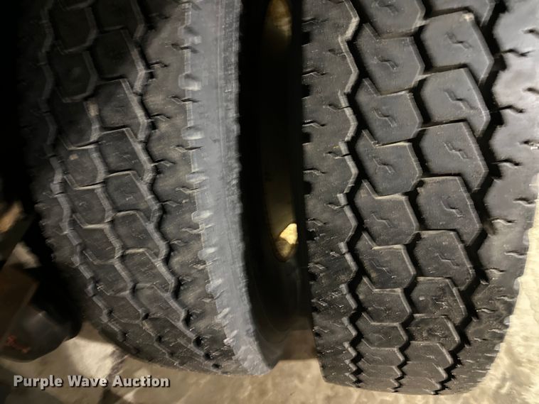 image for item NT9009 2002 Freightliner  FL70 dump truck