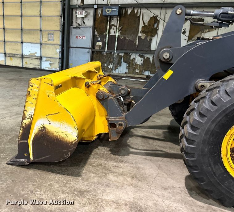 image for item NT9011 2013 John Deere 444K wheel loader