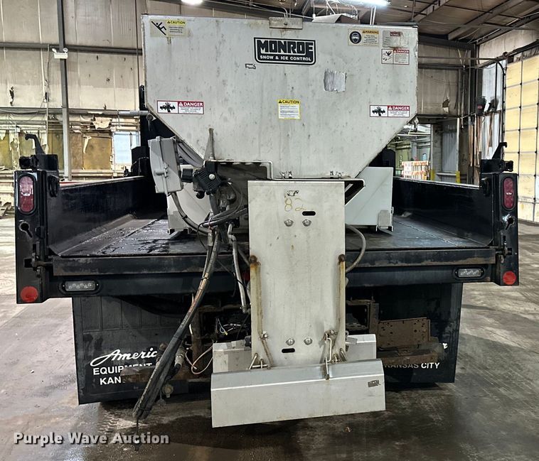 image for item NT9012 2010 Ford F550 Super Duty XL dump truck