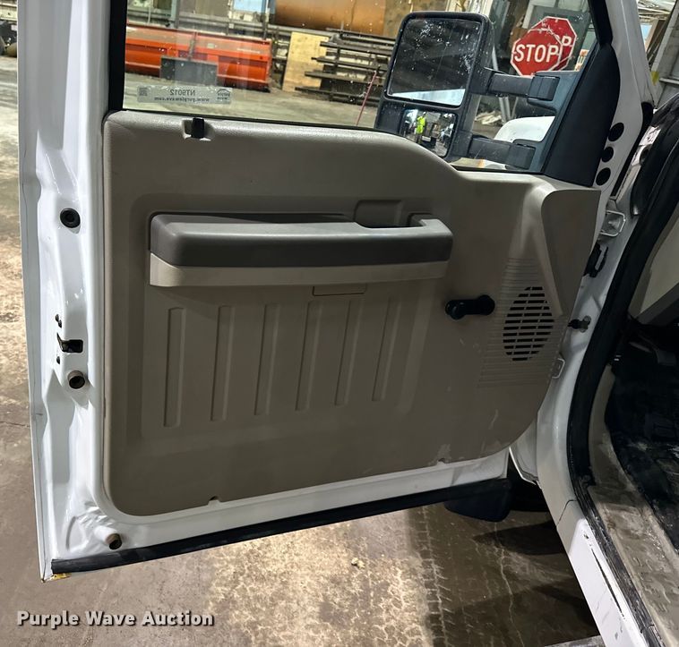 image for item NT9012 2010 Ford F550 Super Duty XL dump truck