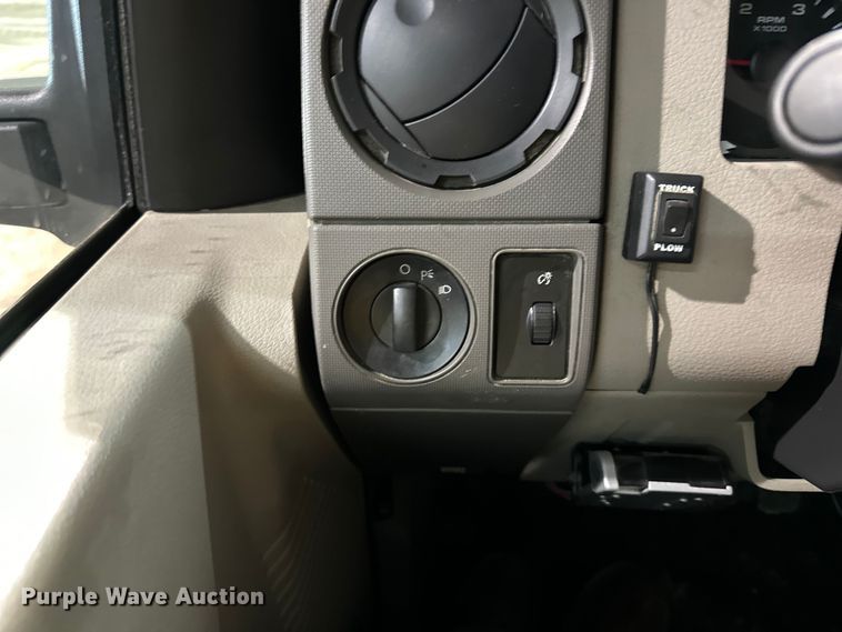 image for item NT9012 2010 Ford F550 Super Duty XL dump truck