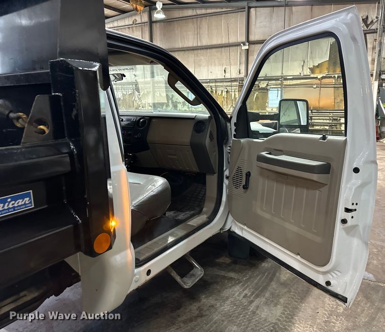 image for item NT9012 2010 Ford F550 Super Duty XL dump truck