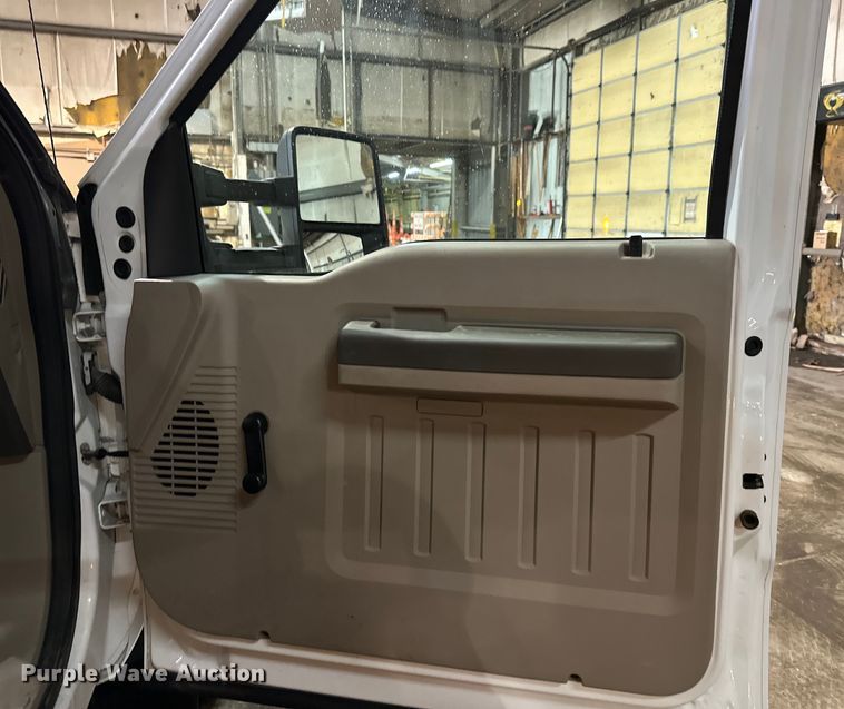 image for item NT9012 2010 Ford F550 Super Duty XL dump truck
