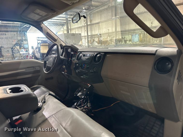 image for item NT9012 2010 Ford F550 Super Duty XL dump truck