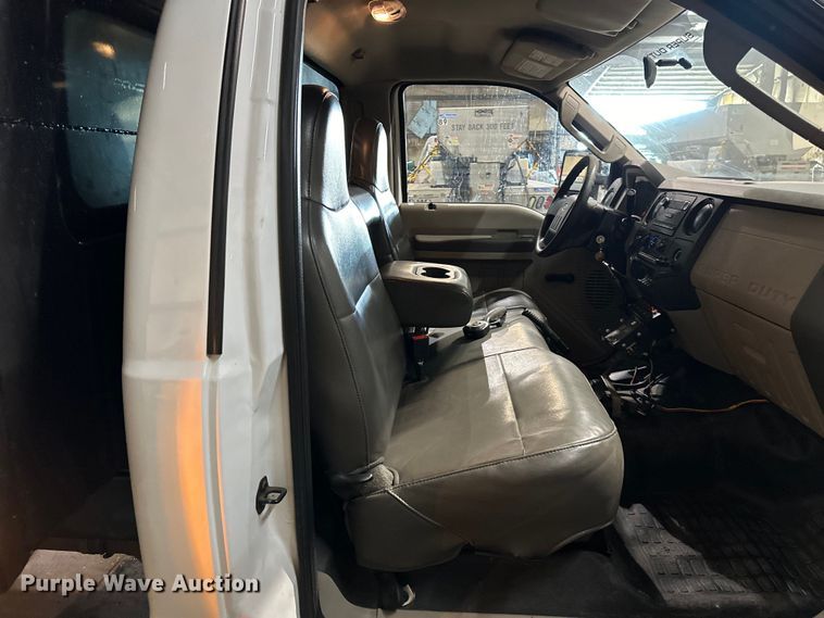 image for item NT9012 2010 Ford F550 Super Duty XL dump truck