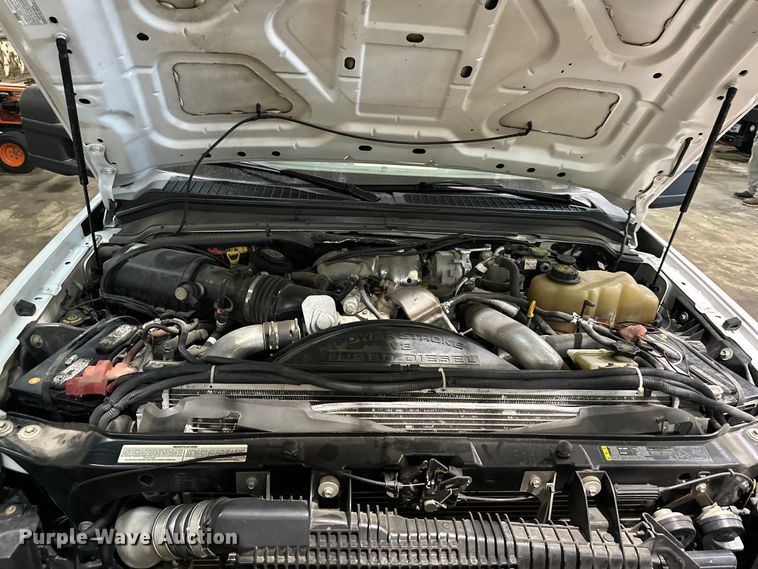 image for item NT9012 2010 Ford F550 Super Duty XL dump truck