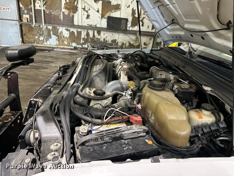 image for item NT9012 2010 Ford F550 Super Duty XL dump truck