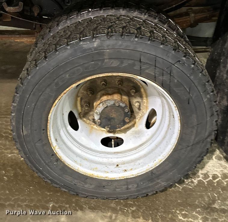 image for item NT9012 2010 Ford F550 Super Duty XL dump truck