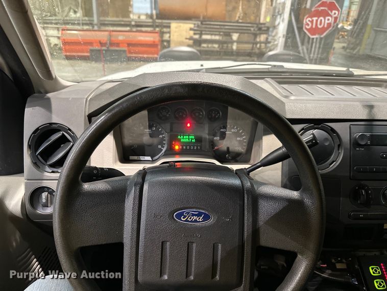 image for item NT9013 2010 Ford F550 Super Duty dump truck