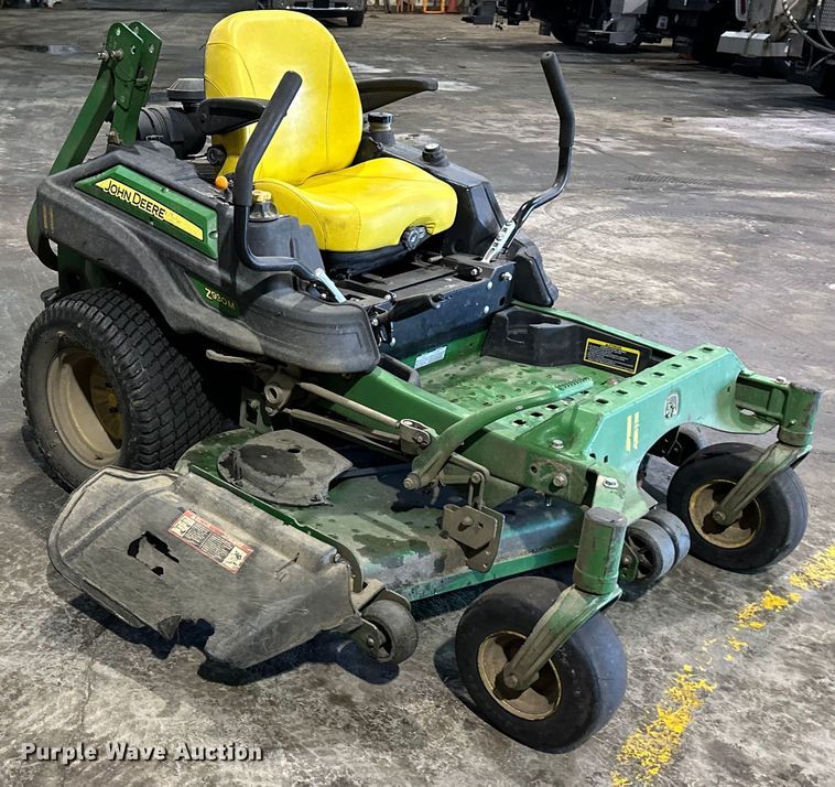 image for item NT9016 2014 John Deere Z930M ZTR lawn mower