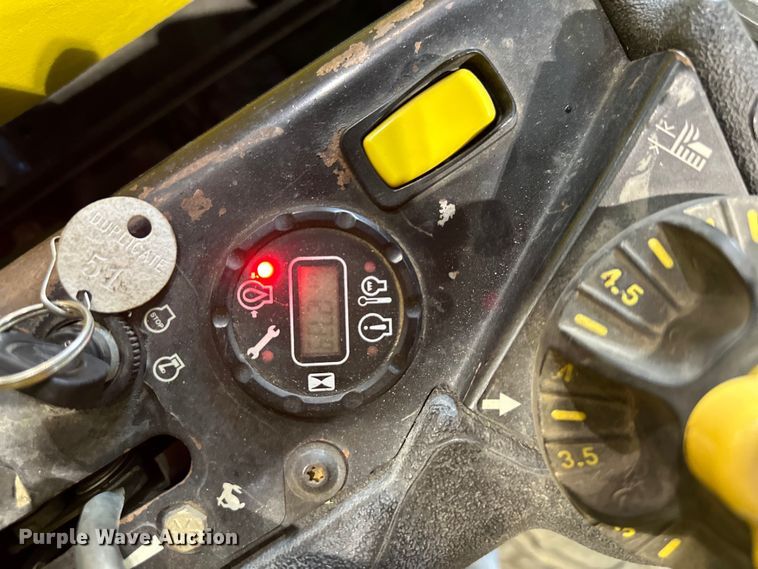 image for item NT9016 2014 John Deere Z930M ZTR lawn mower