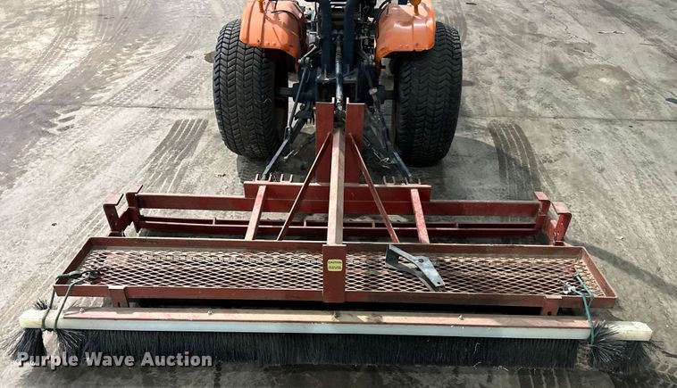 image for item NT9019 Kubota  B7100HST MFWD tractor